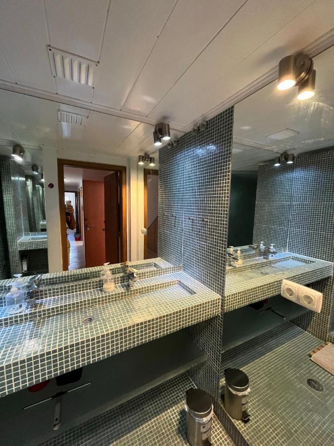 Amazigh Guincho Hostel & Suites Cascais Buitenkant foto